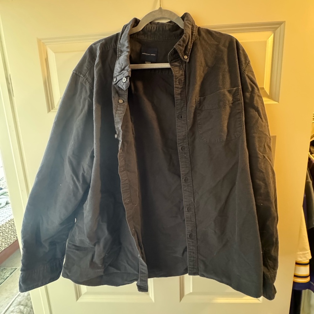 American Eagle Outfitters black Shirt